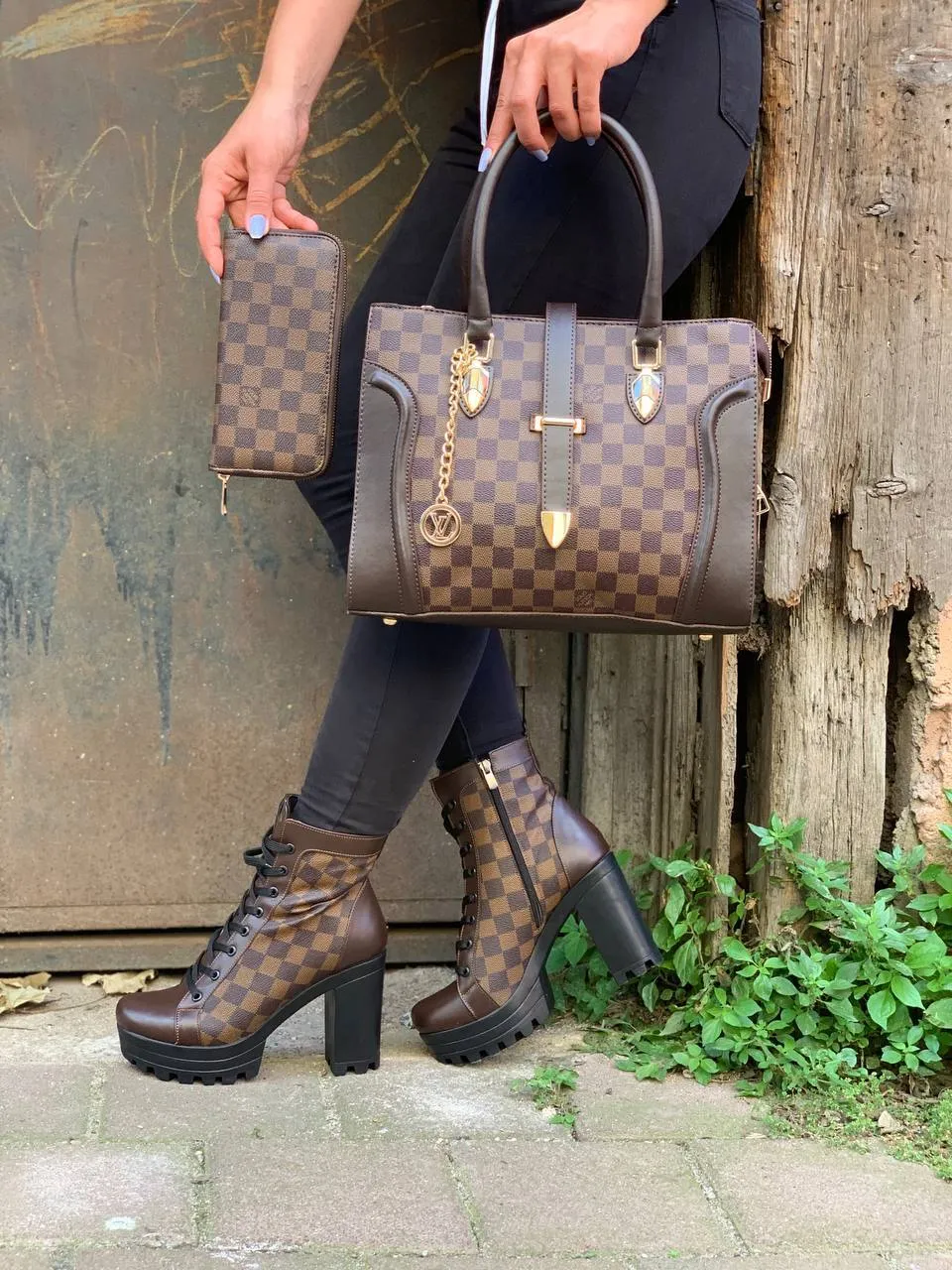 heeled LV patterned boots and bag set