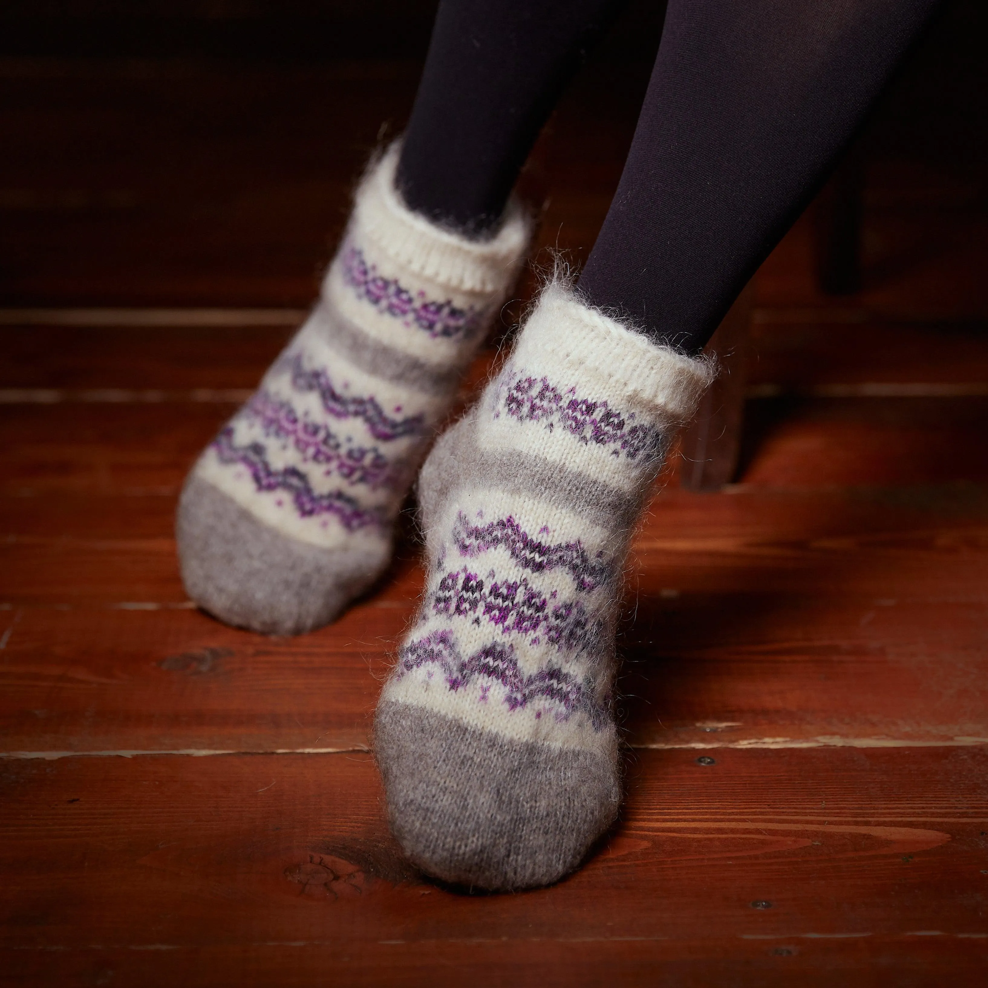 Women's Northern Waves Non-Binding Goat Wool Low-Cut Socks